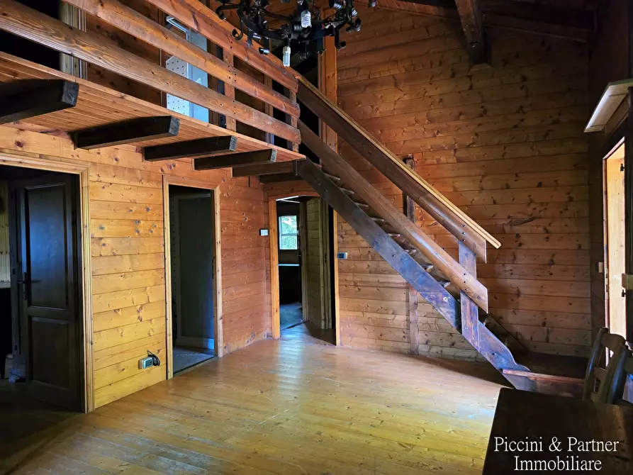 Immagine 56 di Baita in vendita  in Via dei Cespugli 10 a Passignano Sul Trasimeno