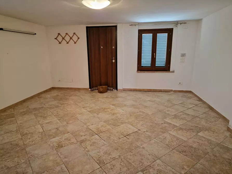 Immagine 41 di Casa bifamiliare in vendita  in Via Trasimeno a Castiglione Del Lago