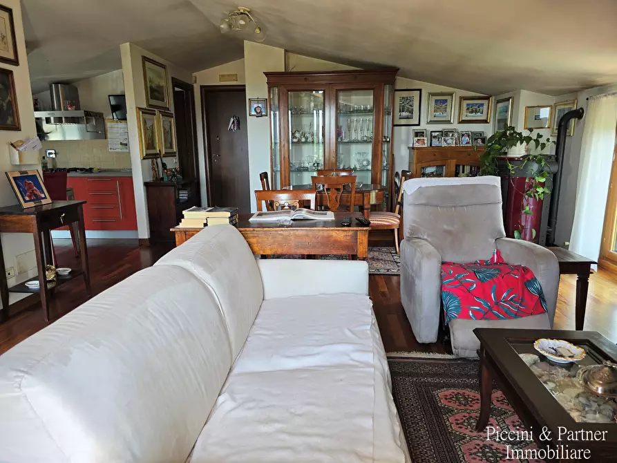 Immagine 46 di Villa in vendita  in Via Lillacci a Perugia