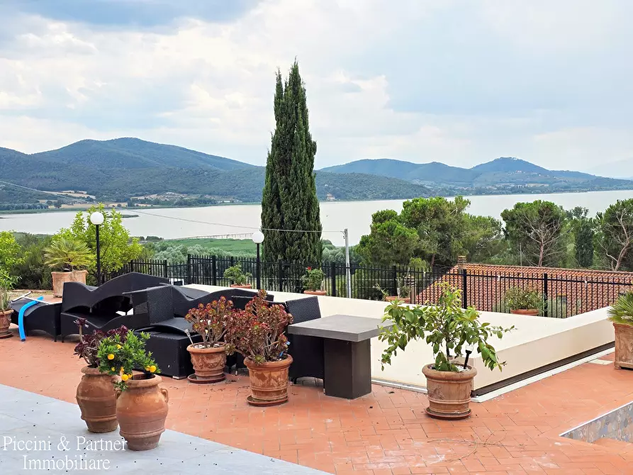 Immagine 81 di Villa in vendita  in Via Marzabotto 11 a Magione