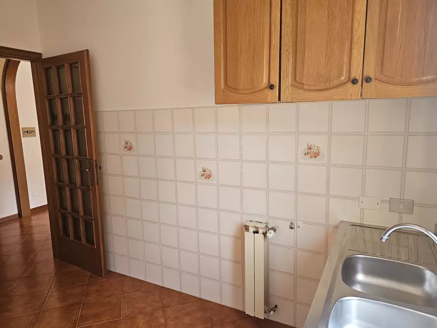 Immagine 12 di Quadrilocale in vendita  in Via Piero Gobetti 83 a Chiusi