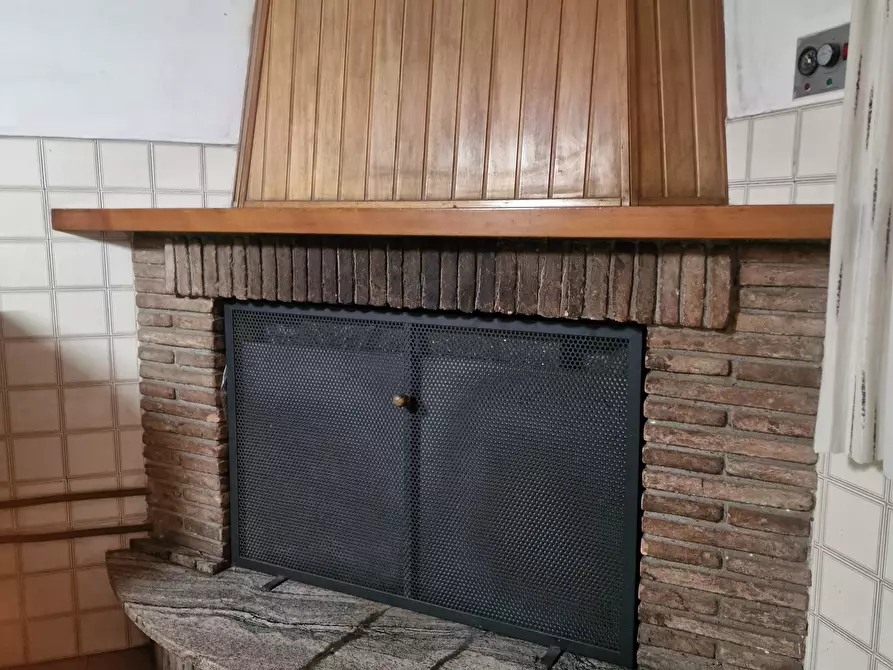 Immagine 46 di Casa bifamiliare in vendita  in Viale Ranchi 2 a Umbertide