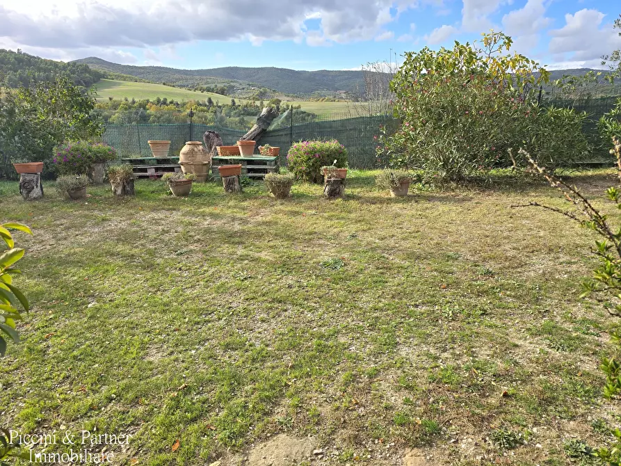 Immagine 5 di Rustico / casale in vendita  in Vocabolo Coccimignolo 36 a Marsciano