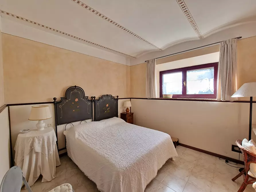 Immagine 39 di Rustico / casale in vendita  a Sarteano