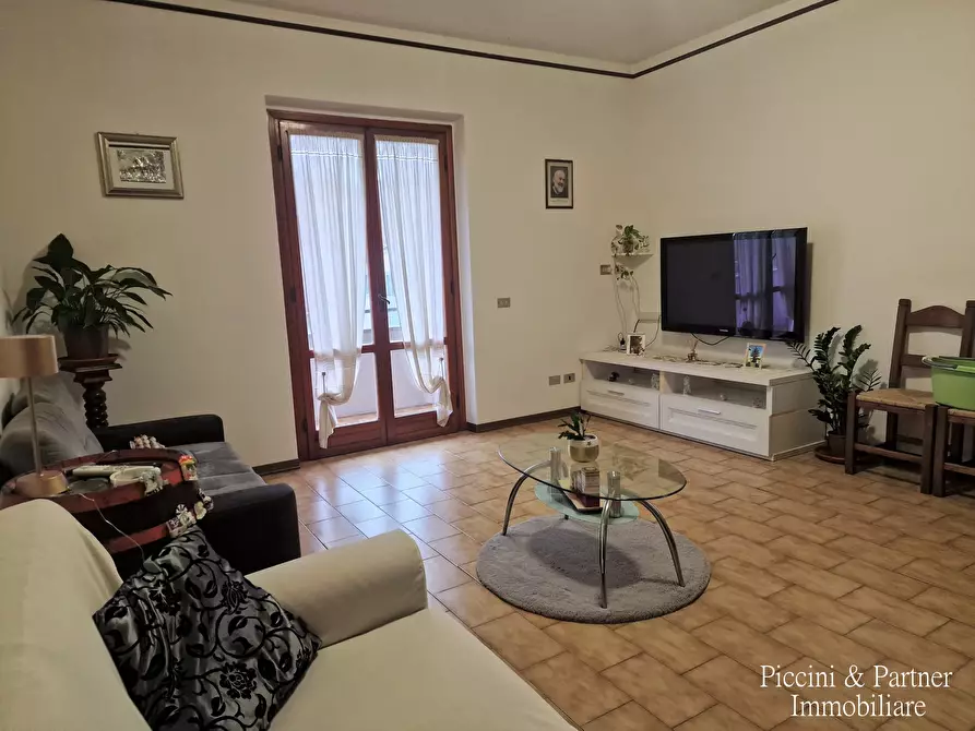 Immagine 16 di Casa bifamiliare in vendita  in Viale Ranchi 2 a Umbertide