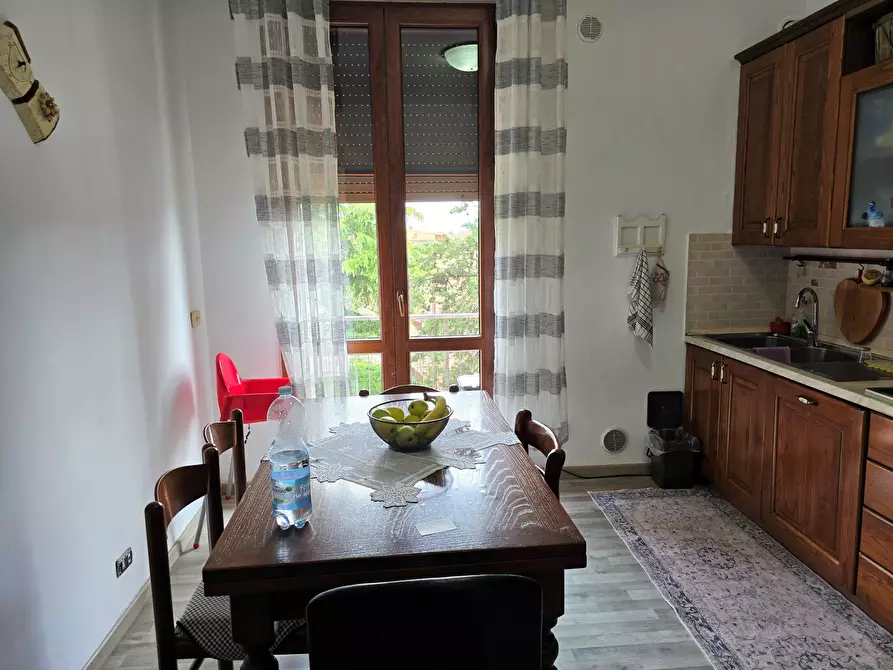 Immagine 17 di Quadrilocale in vendita  in Via Trento a Castiglione Del Lago