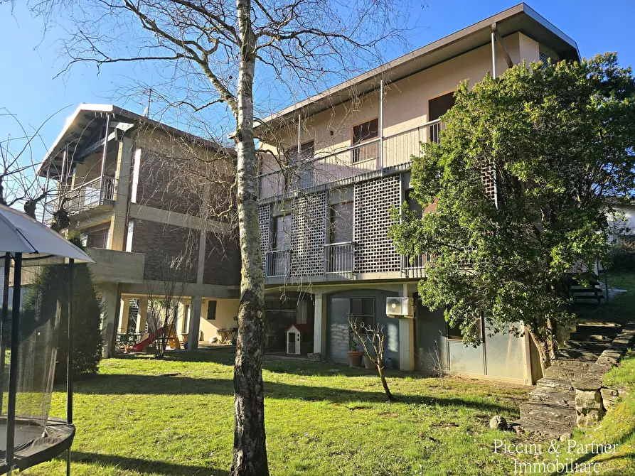 Immagine 15 di Villa in vendita  in Via Giovanni Boccaccio a Città Di Castello