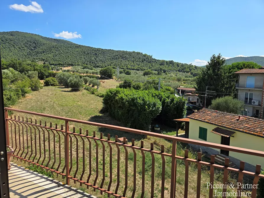 Immagine 22 di Appartamento in vendita  in Via della Sapienza a Magione