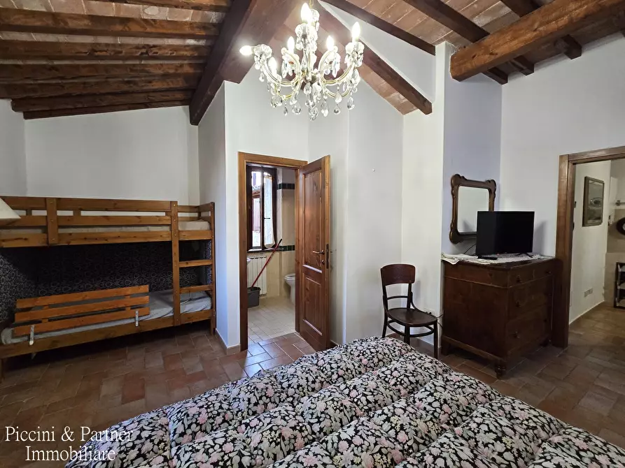 Immagine 58 di Agriturismo in vendita  in S.B.Vecchio a Gubbio