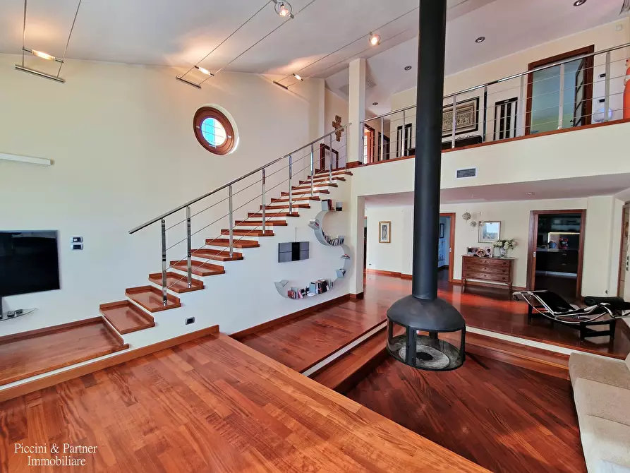 Immagine 45 di Villa in vendita  in Località Ferretto 48 a Castiglione Del Lago