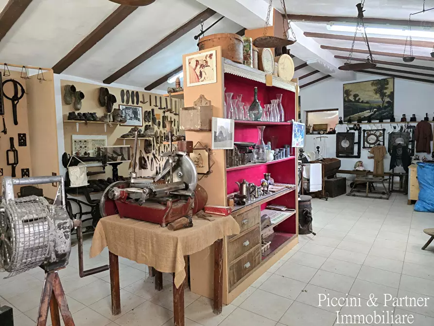 Immagine 82 di Rustico / casale in vendita  in Frazione Paradiso a Assisi