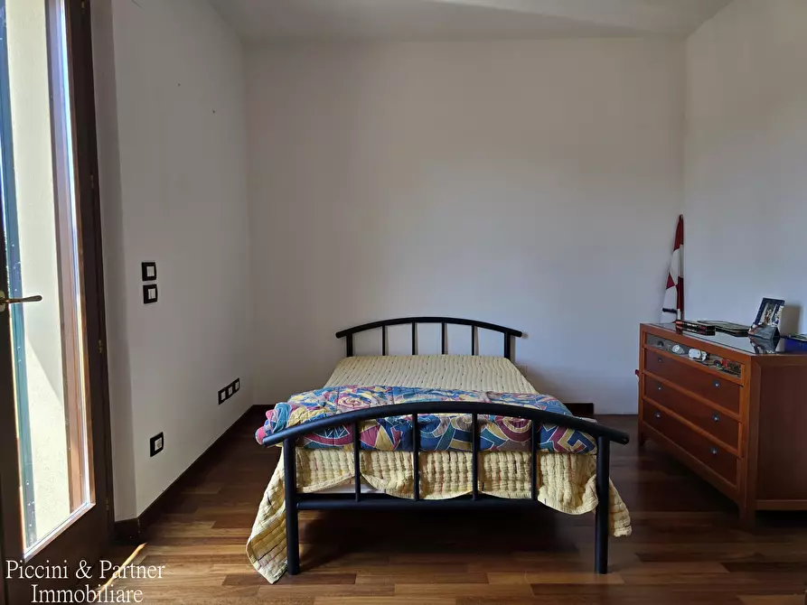 Immagine 46 di Casa bifamiliare in vendita  in Via Panicarola 17 a Castiglione Del Lago