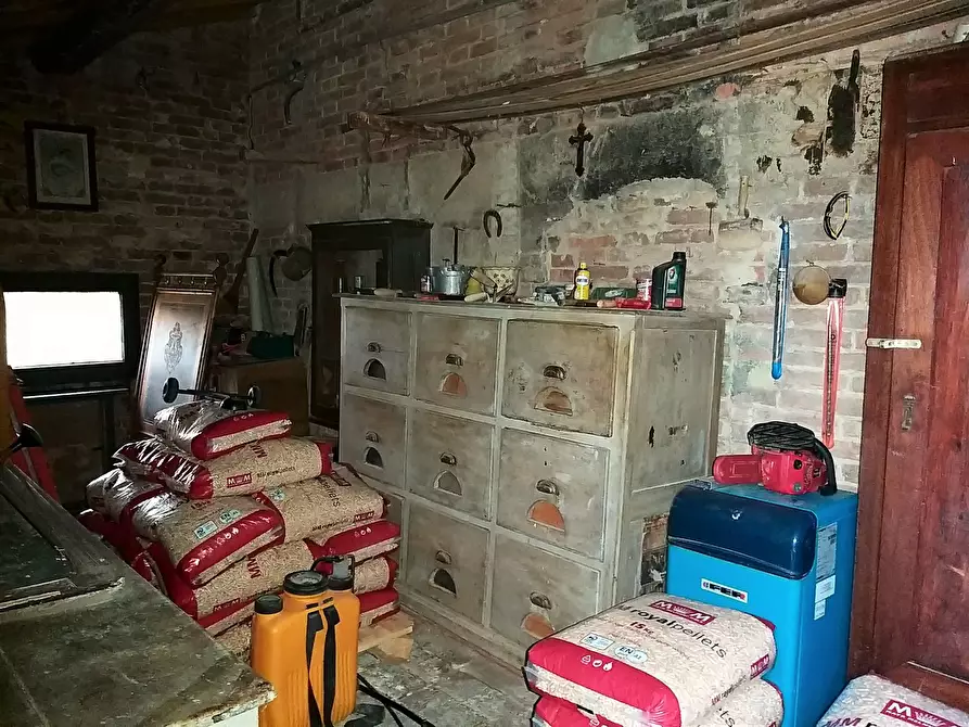 Immagine 23 di Porzione di casa in vendita  in SP301 54 a Castiglione Del Lago