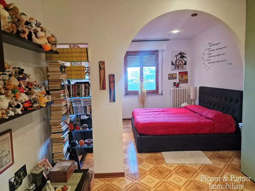 Immagine 25 di Pentalocale in vendita  in Strada Ponte Rio Ponte Pattoli a Perugia