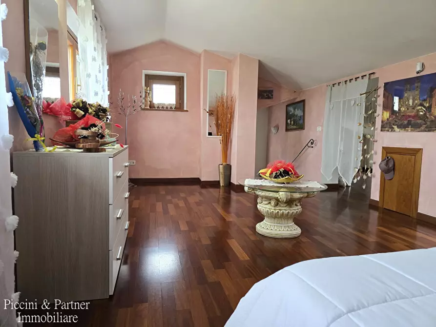 Immagine 62 di Villa in vendita  in C.a. Monsigliolo a Cortona