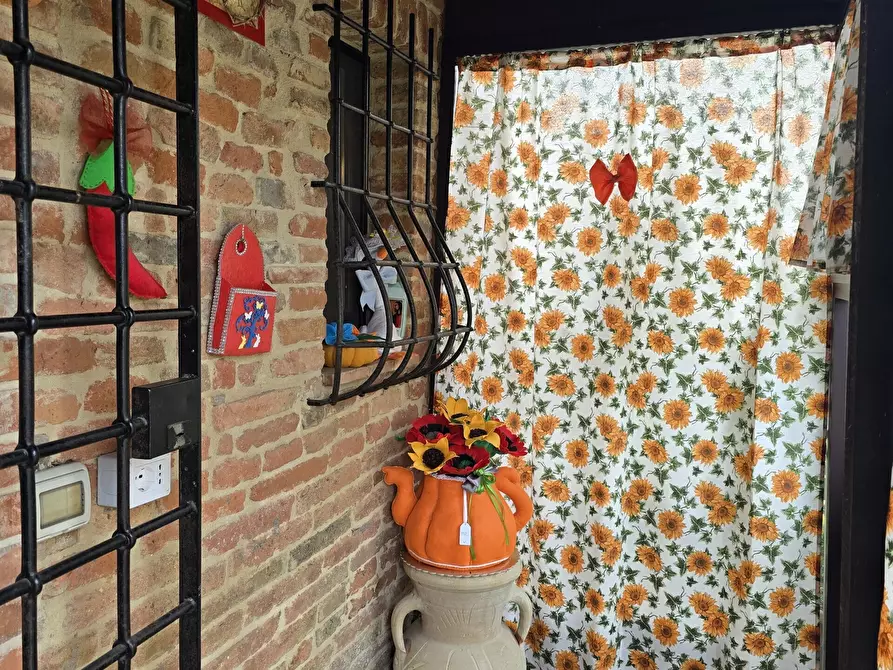 Immagine 4 di Porzione di casa in vendita  in Vocabolo I Cucchi 41 a Castiglione Del Lago