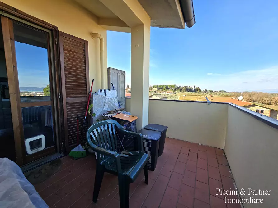 Immagine 12 di Quadrilocale in vendita  in Via Campania a Castiglione Del Lago