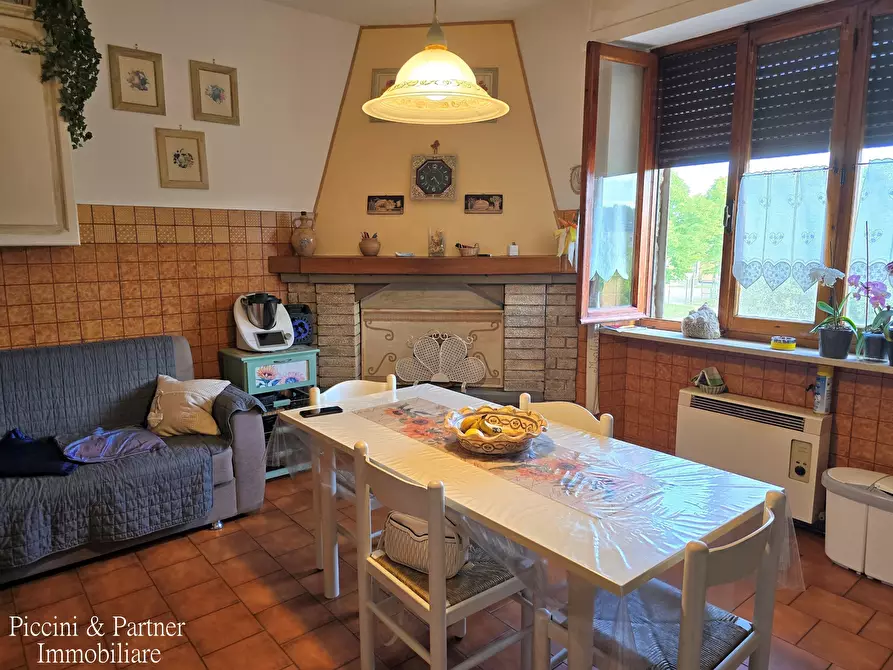 Immagine 25 di Pentalocale in vendita  a Tuoro Sul Trasimeno