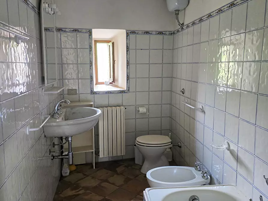 Immagine 41 di Rustico / casale in vendita  in Località Borgiano a Spoleto