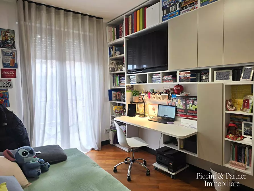 Immagine 38 di Pentalocale in vendita  in Via Roberto Arcaleni a Città Di Castello