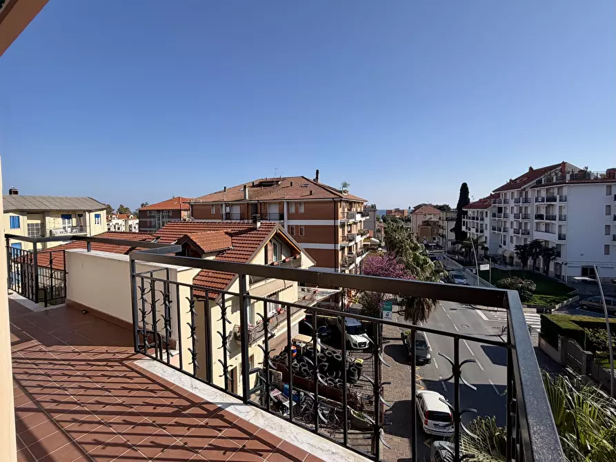 Immagine 10 di Bilocale in vendita  in Via Alessandro Manzoni a San Bartolomeo Al Mare