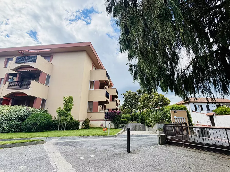 Immagine 3 di Quadrilocale in vendita  in Via Villebone 39 a Diano Marina