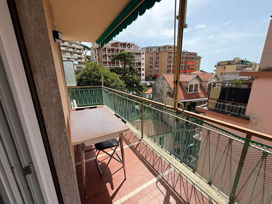 Immagine 11 di Trilocale in vendita  in Via Lamarmora 161 a San Remo