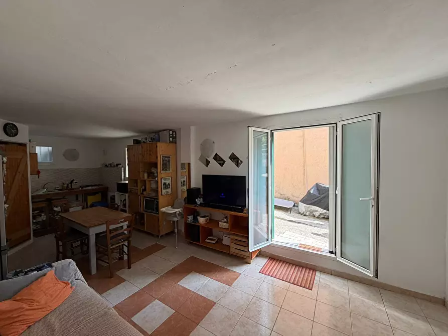 Immagine 12 di Trilocale in vendita  in Via delle Ginestre 23 a San Remo