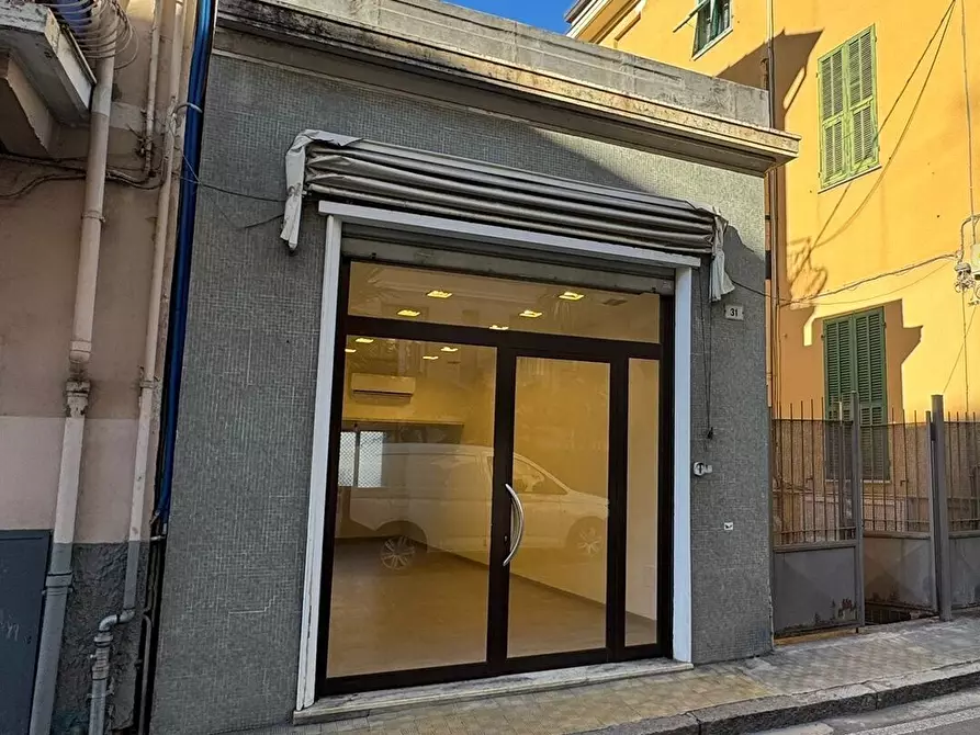 Immagine 1 di Locale commerciale in affitto  in Via Lamarmora 31 a San Remo