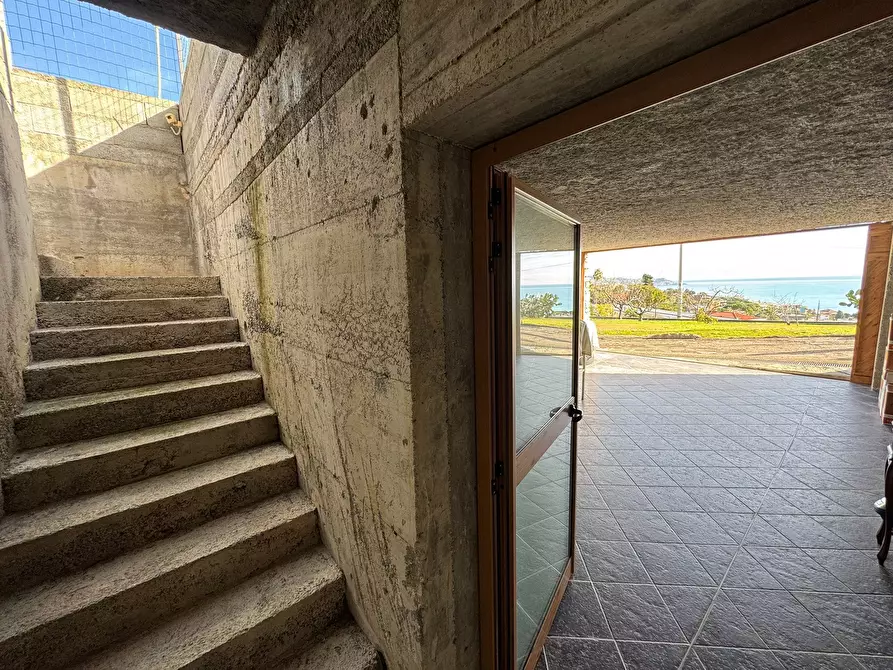 Immagine 16 di Casa bifamiliare in vendita  in Via Padre Semeria 560 a San Remo