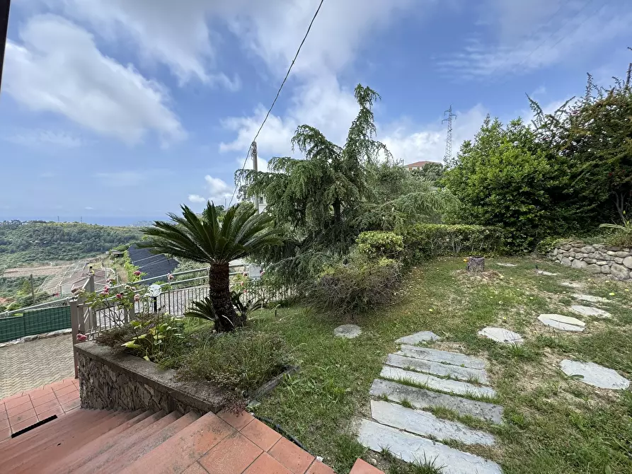 Immagine 8 di Casa bifamiliare in vendita  in Via Gramegna 7 a Castellaro