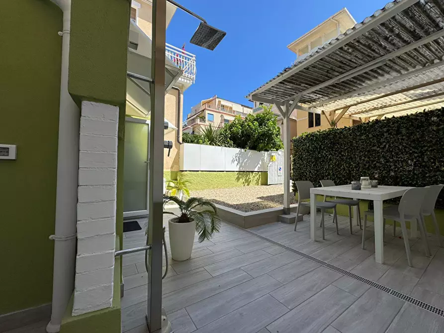 Immagine 22 di Casa indipendente in vendita  in Via G. Ansaldi 20 a San Remo