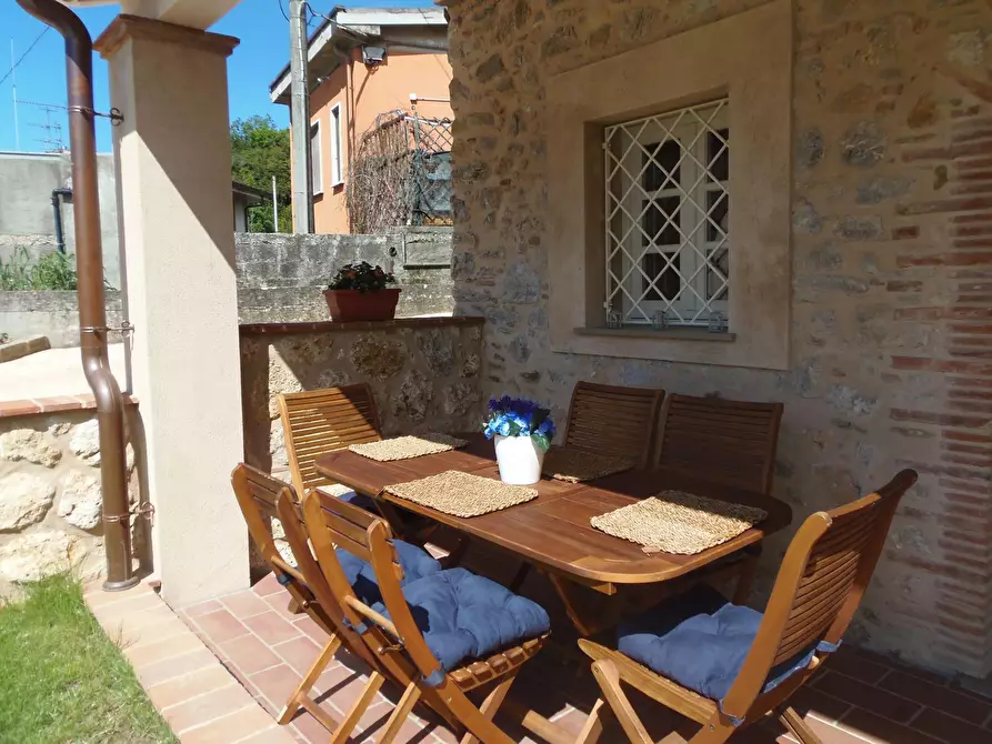 Immagine 5 di Casa semindipendente in affitto  a Camaiore