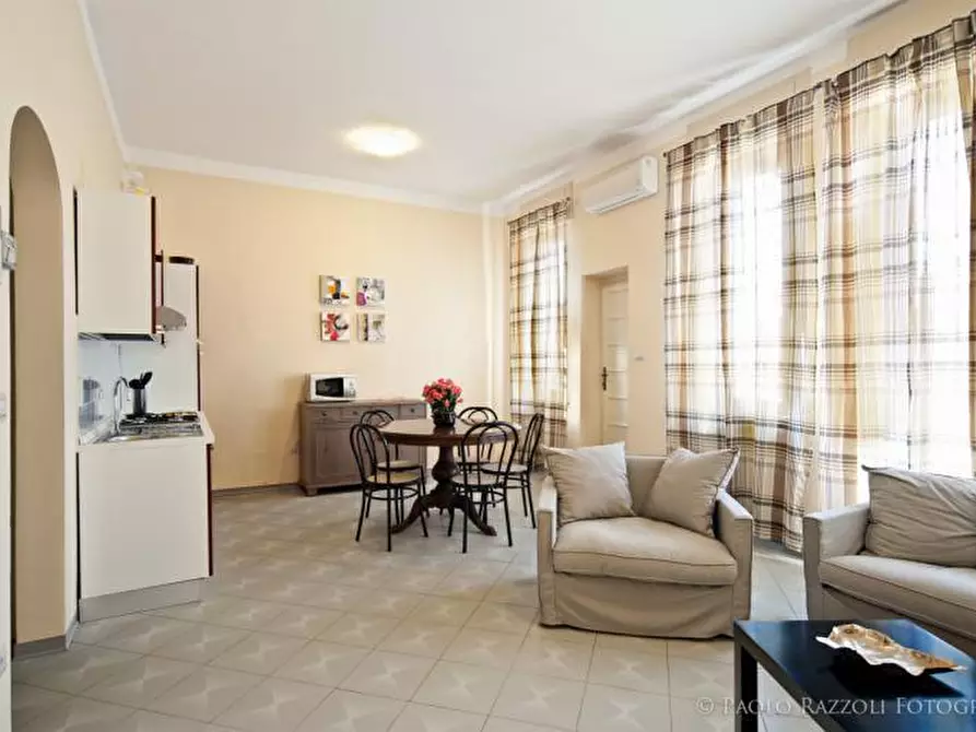 Immagine 4 di Appartamento in affitto  a Viareggio