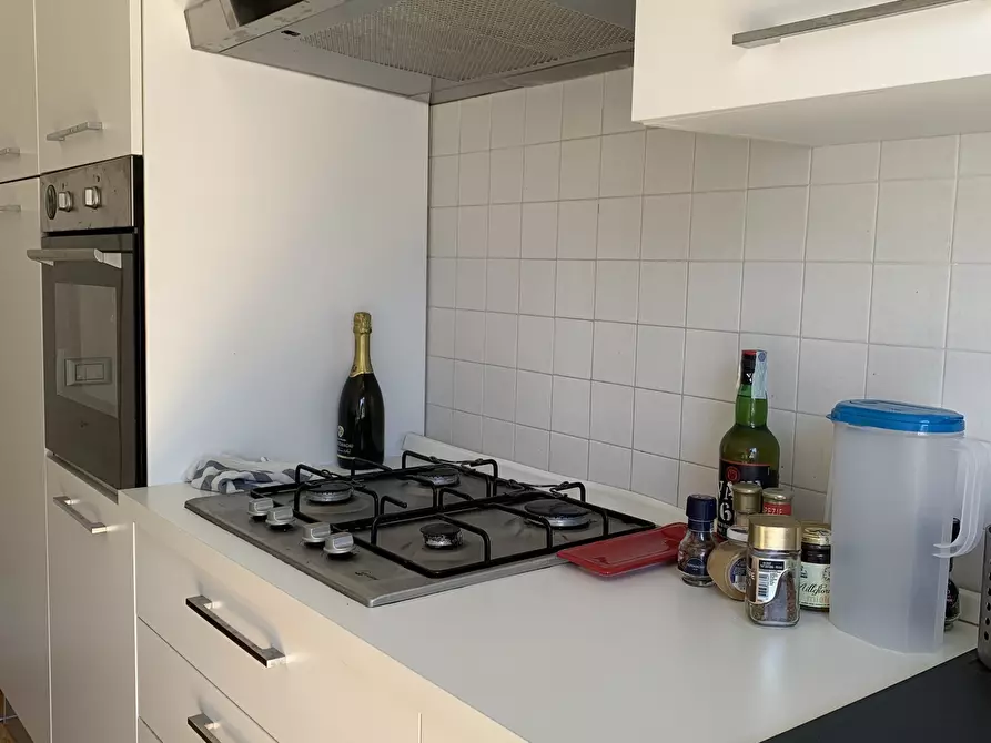 Immagine 8 di Appartamento in affitto  a Viareggio