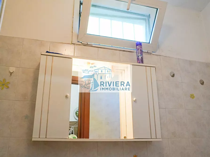 Immagine 52 di Appartamento in vendita  in Corso Villaregia a Riva Ligure