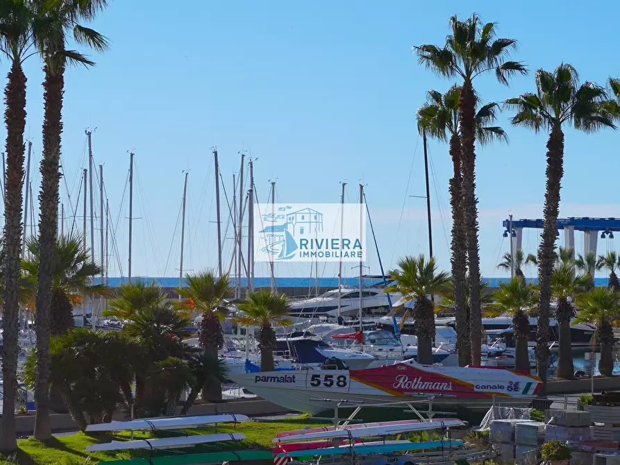 Immagine 21 di Bilocale in vendita  in Via Gianni Cozzi 1 a Santo Stefano Al Mare