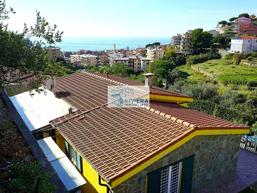 Immagine 65 di Villa in vendita  in Via Giulio Cesare 2 a Santo Stefano Al Mare