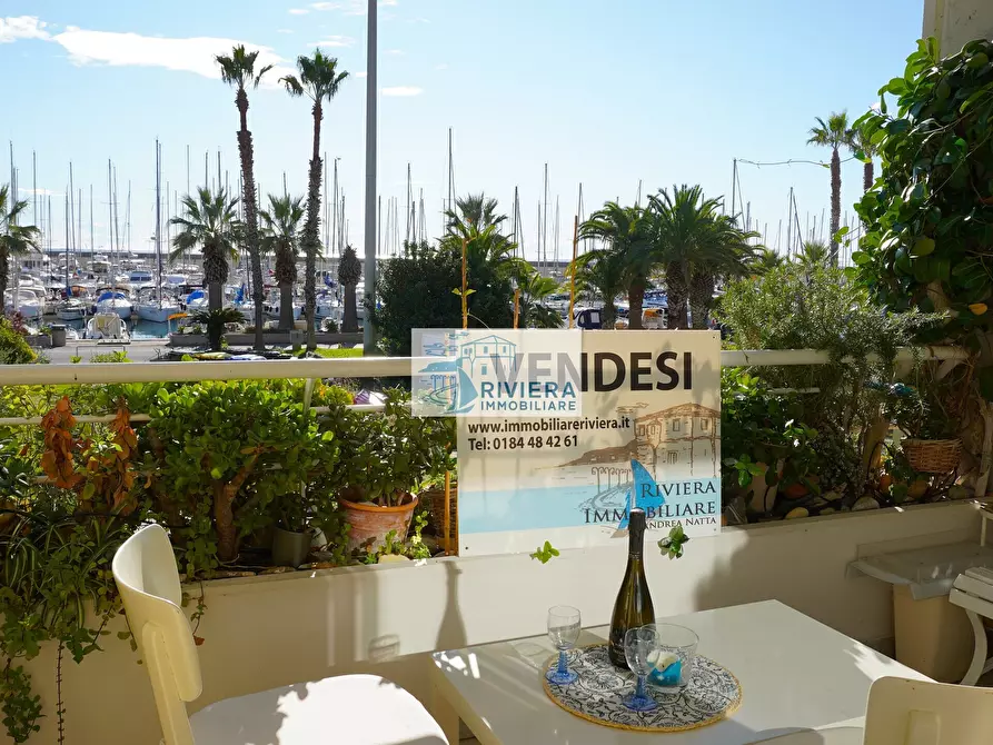 Immagine 8 di Bilocale in vendita  in Via Gianni Cozzi 1 a Santo Stefano Al Mare