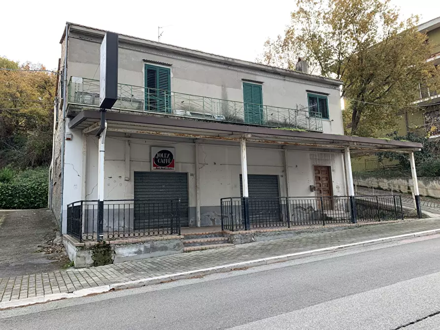 Immagine 9 di Rustico / casale in vendita  a Altino