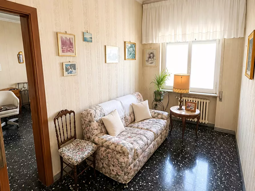 Immagine 2 di Pentalocale in vendita  in Corso Trento e Trieste 43 a Lanciano