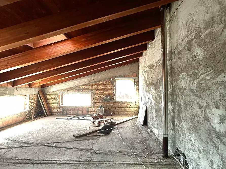 Immagine 3 di Mansarda in vendita  in via nazionale per lanciano a Santa Maria Imbaro