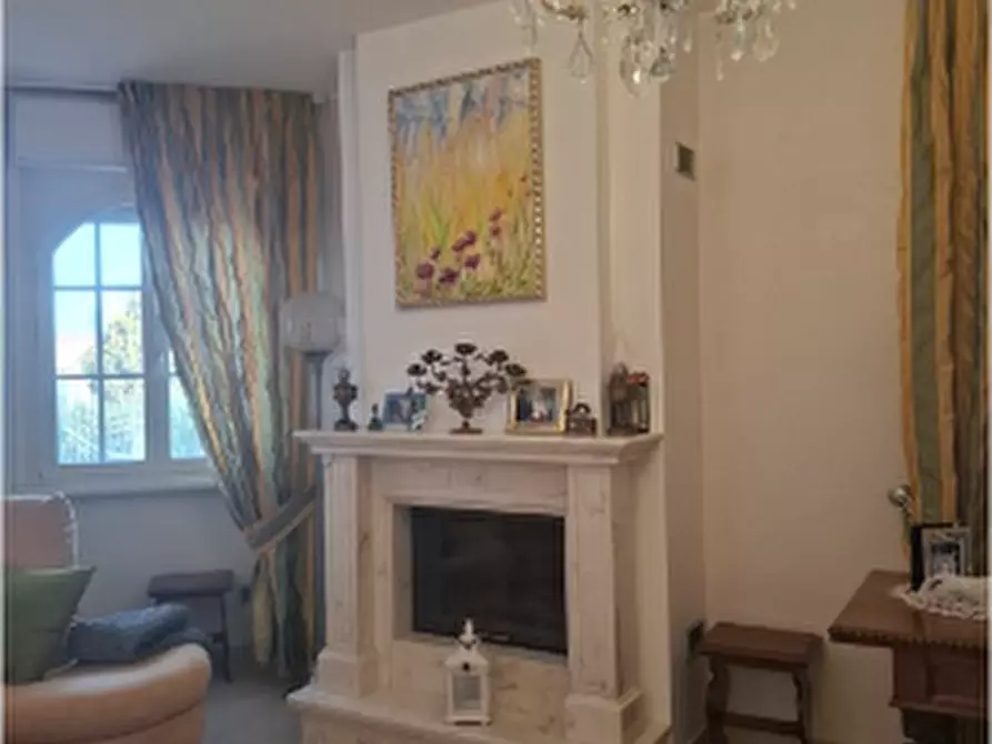 Immagine 2 di Villa in vendita  a Lanciano