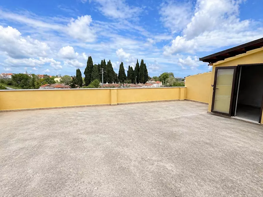Immagine 19 di Pentalocale in vendita  in Via Nazionale per Lanciano a Santa Maria Imbaro