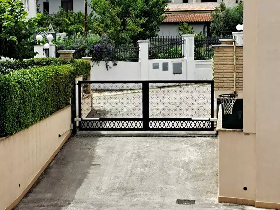 Immagine 65 di Villetta a schiera in vendita  in Via Provinciale della Rocca 44 a Santa Maria Imbaro