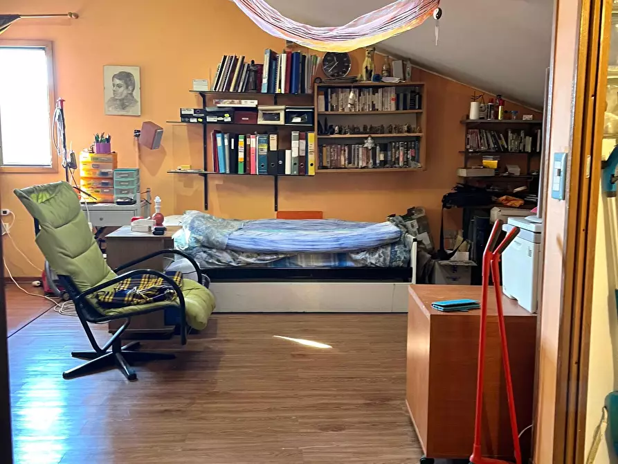 Immagine 36 di Pentalocale in vendita  in Via Giuseppe Spataro 7 a Lanciano