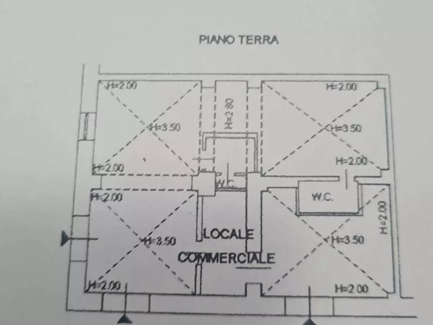 Immagine 19 di Locale commerciale in vendita  in Via Luigi de Crecchio 27 a Lanciano