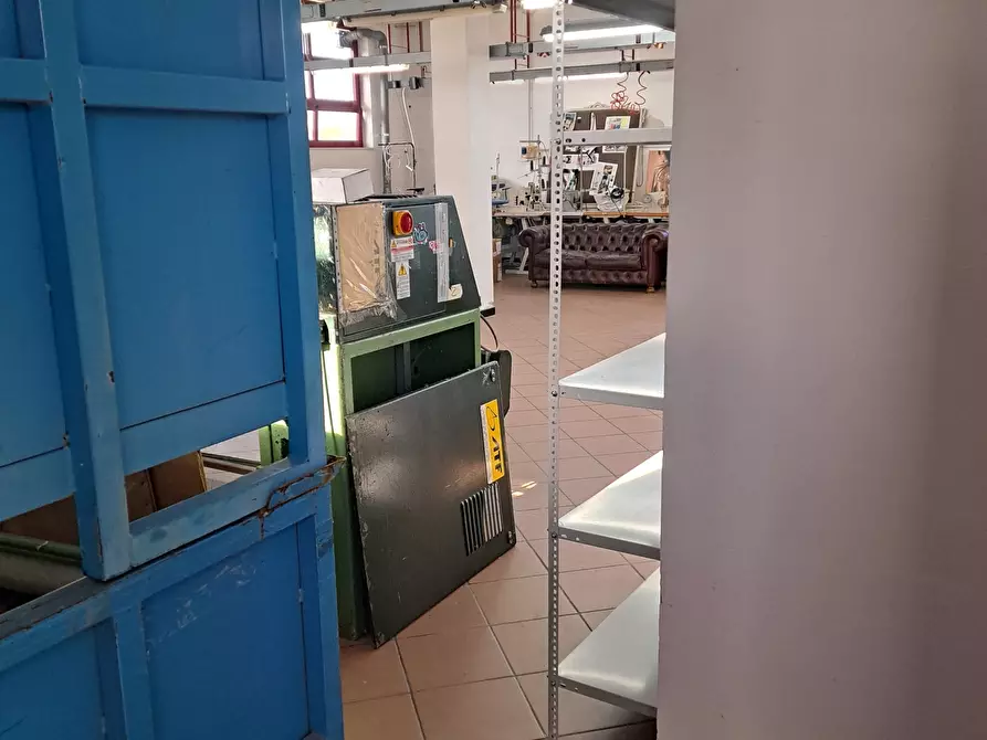 Immagine 7 di Attività artigianale in affitto  in SS538 a Orsogna