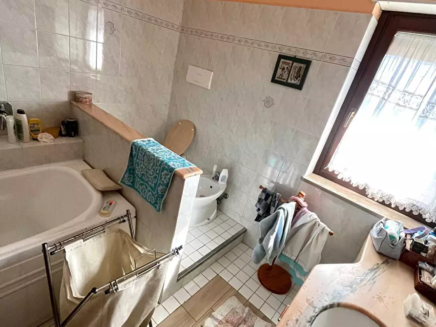 Immagine 31 di Pentalocale in vendita  in Via Giuseppe Spataro 7 a Lanciano