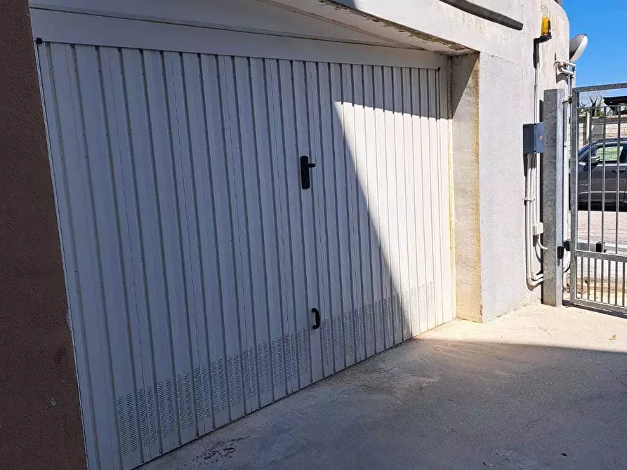 Immagine 17 di Trilocale in vendita  in Via Moscardelli 19 a Castel Frentano